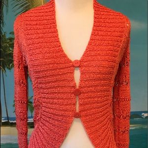 Cache knitting top